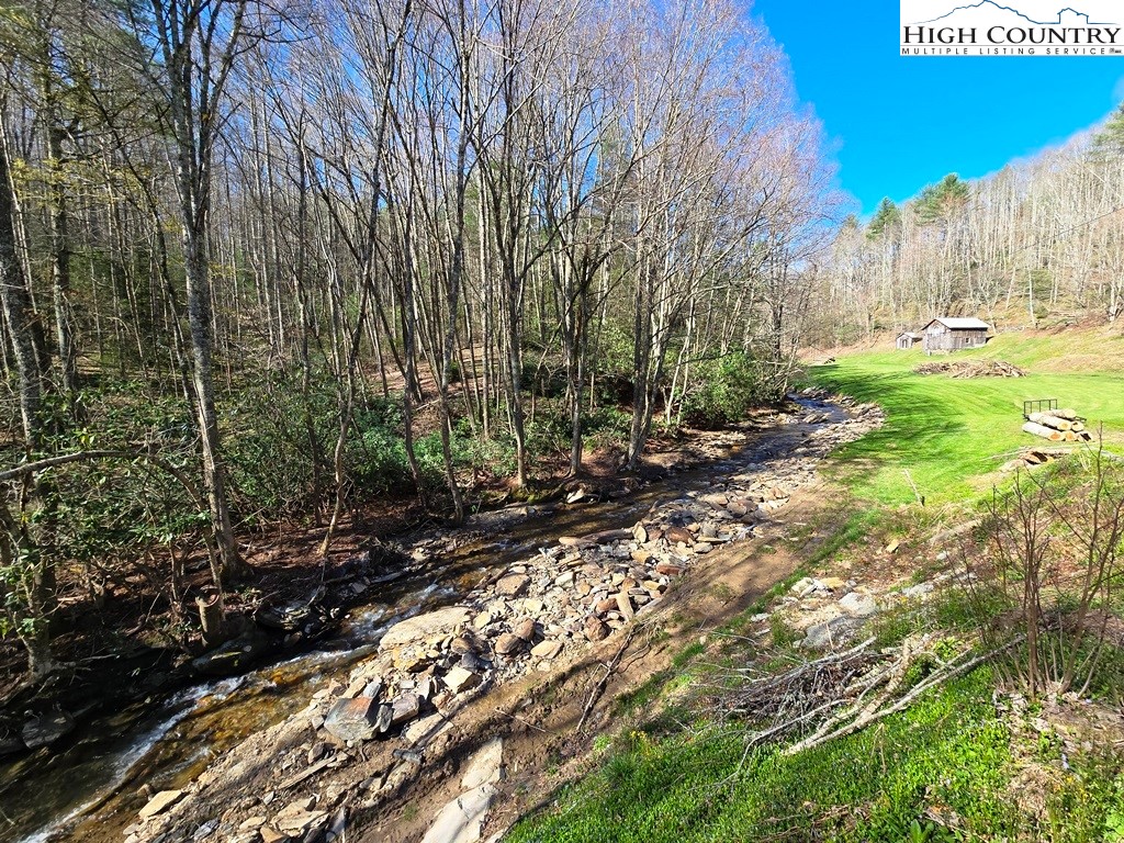115 Little Horse Path Lansing, NC 28643 - Photo 27 of 33