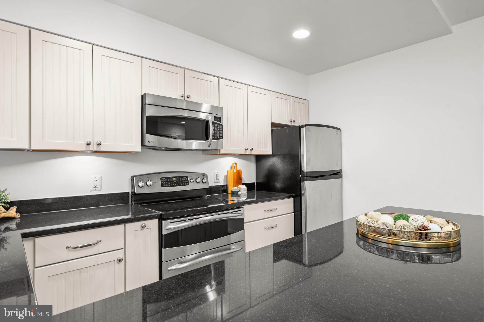 2627 Adams Mill Road Northwest, Unit 104 Washington, DC 20009 - Photo 26 of 36