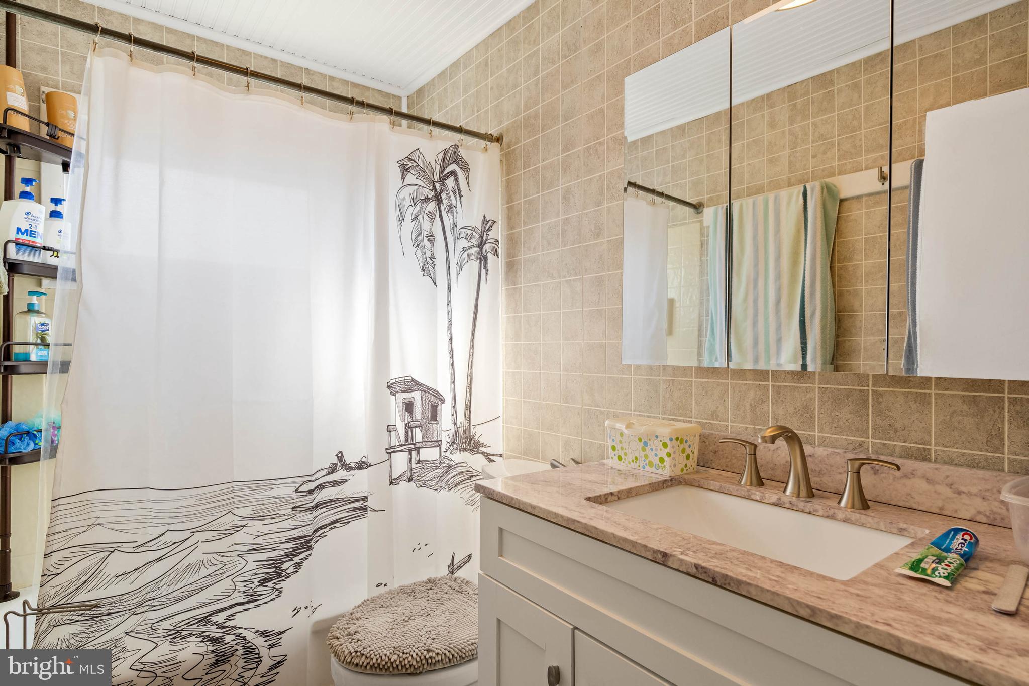 1 Bala Road Newark, DE 19713 - Photo 23 of 44 Upstairs Bathroom