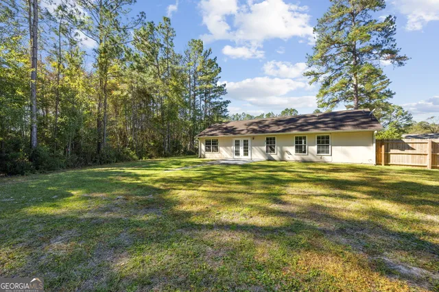 a front view of house with yard