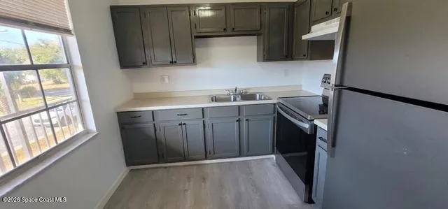 $995 | 556 Titus Street, Titusville, FL 32796