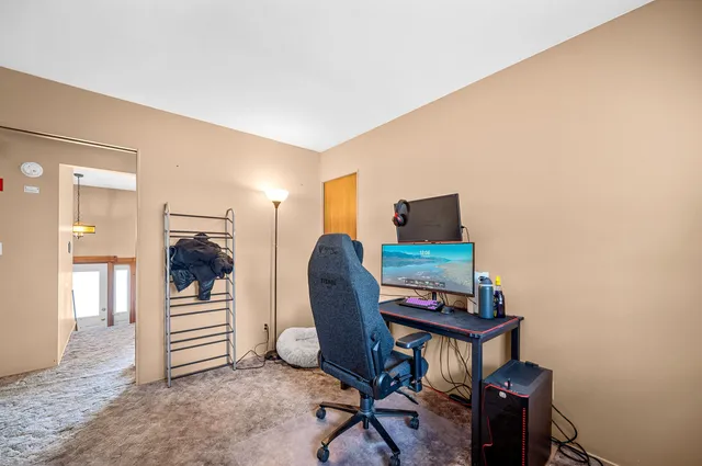 $300,000 | 10 Meadow Drive, Barre Town, VT 05641