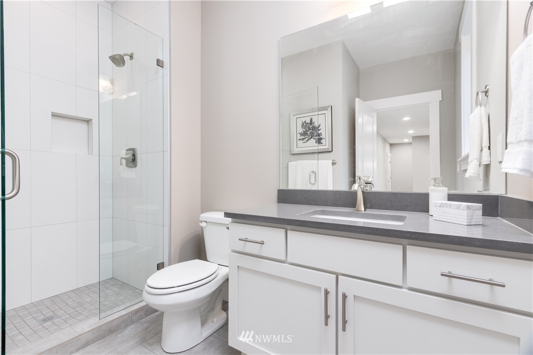 4920 Southeast 2nd Street Renton, WA 98059 - Photo 5 of 25
