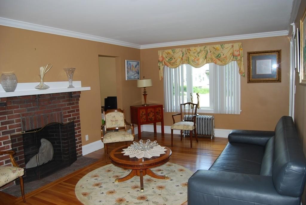 7 Catherine Road Milton, MA 02186 - Photo 6 of 17 Gallery Image 6