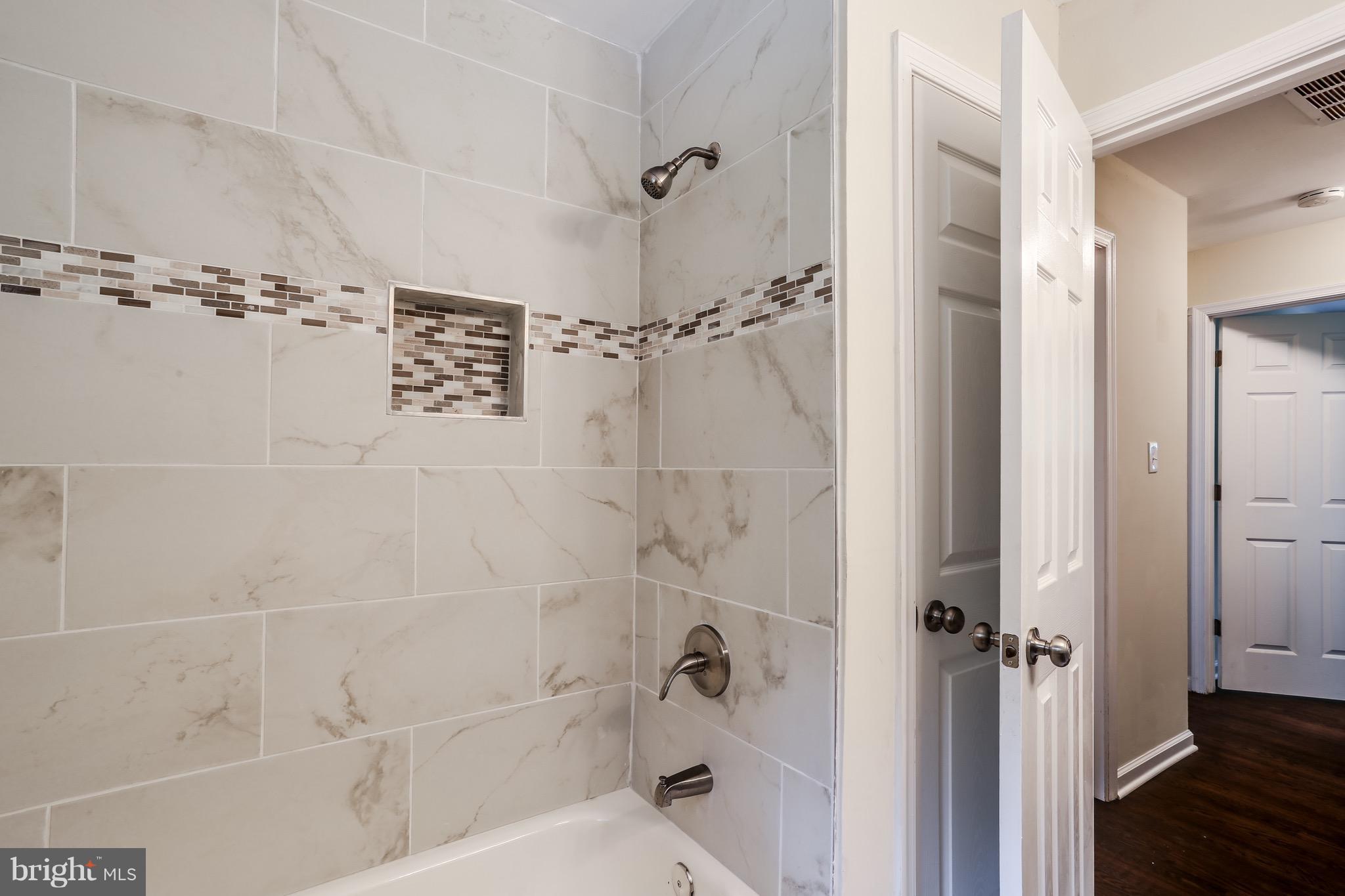 224 Manning Road East Accokeek, MD 20607 - Photo 8 of 27 Bath
