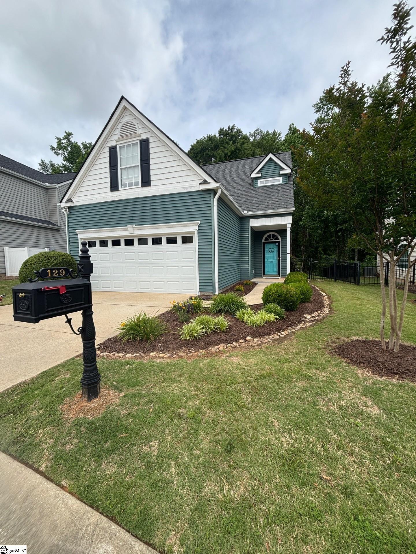 129 Ledgewood Way Easley, SC 29642 - Photo 1 of 21 Gallery Image 1