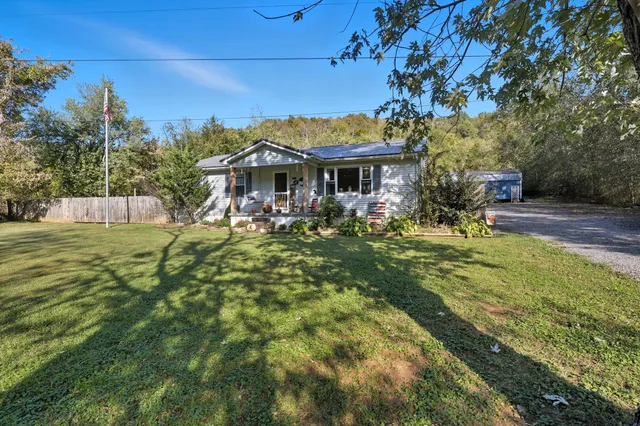 $274,900 | 196 Hartsville Pike, Carthage, TN 37030