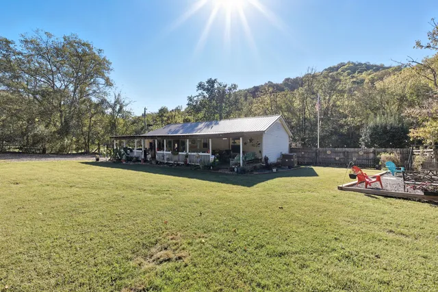 $274,900 | 196 Hartsville Pike, Carthage, TN 37030