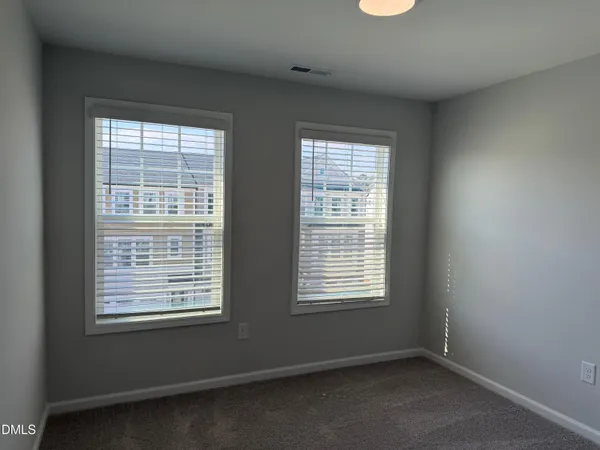 $515,000 | 10030 Secluded Gdn Drive, Unit 192, Apex, NC 27523