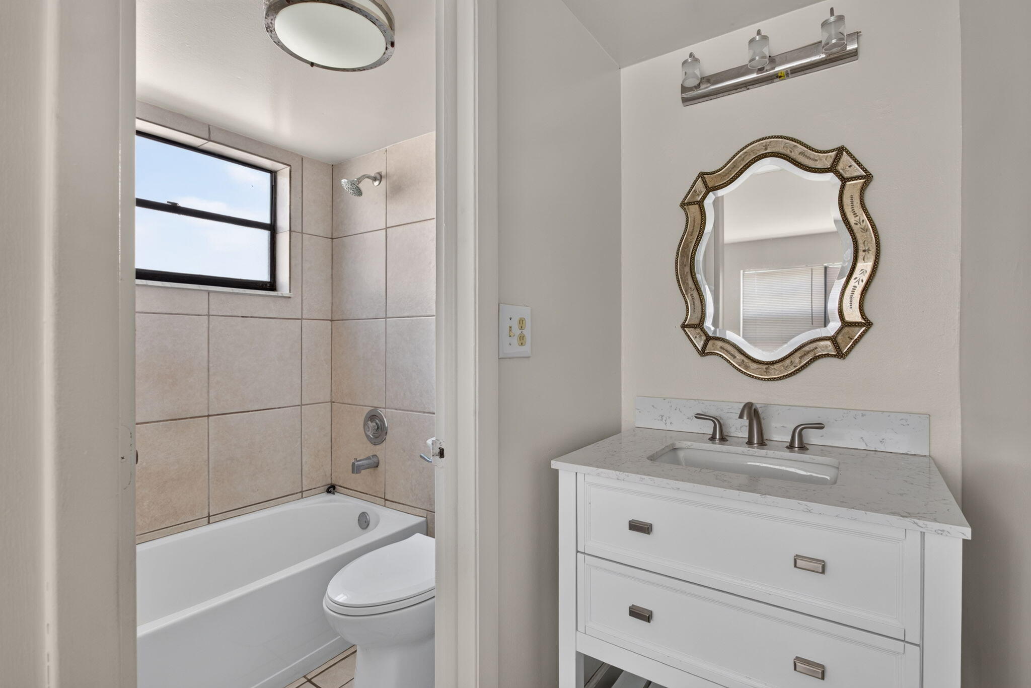 2141 Northeast 42nd Street, Unit 101 Lighthouse Point, FL 33064 - Photo 13 of 17 17-web-or-mls-2141-1041