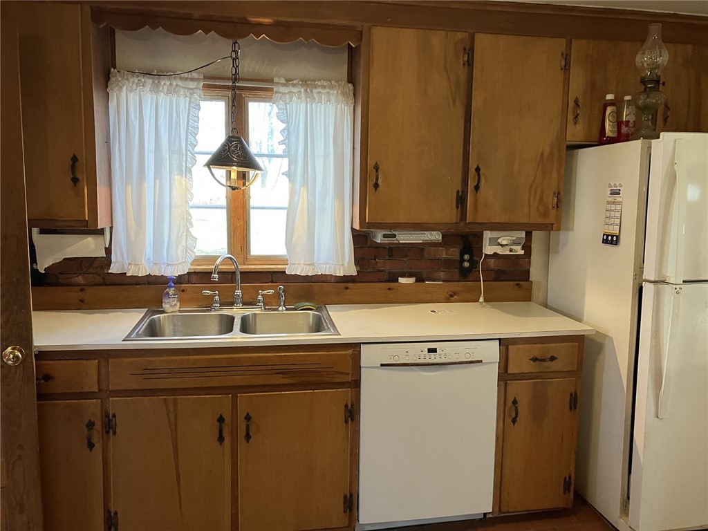 1218 Quaker Road Somerset, NY 14012 - Photo 15 of 26 Kitchen