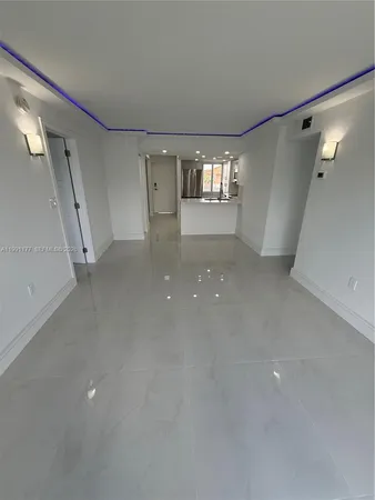 $3,000 | 9915 West Okeechobee Road, Unit 2201, Hialeah Gardens, FL 33016