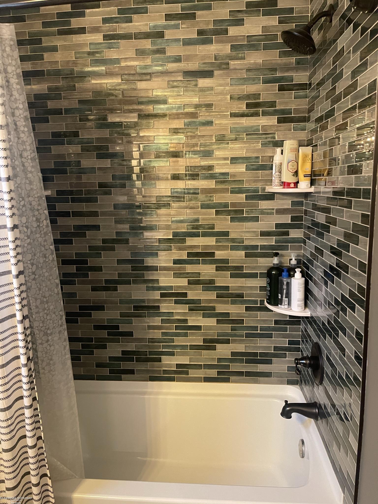8401 18 18 Mile Road, Unit 1A Sterling Heights, MI 48313 - Photo 13 of 24