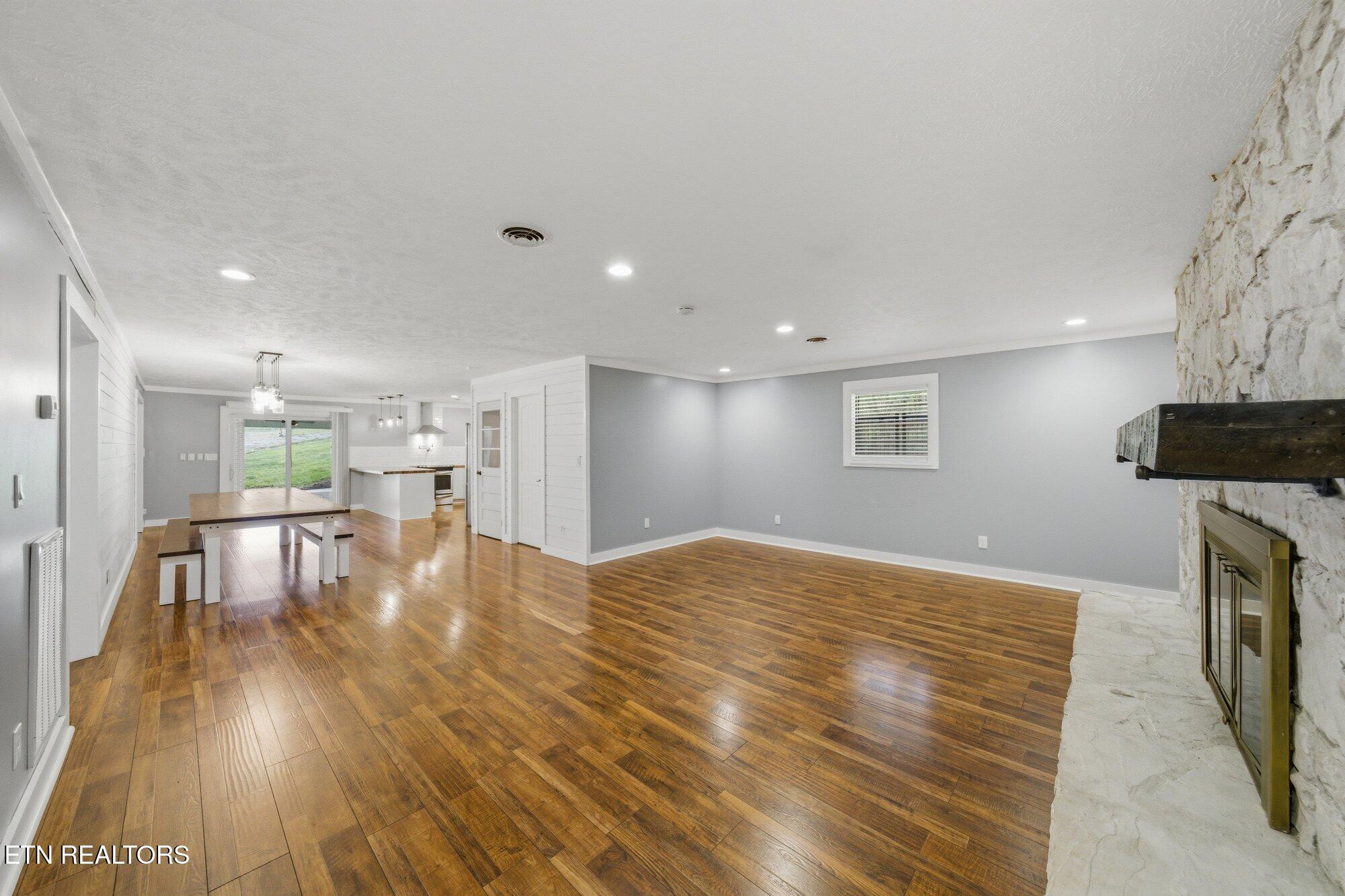 3477 Old Kentucky Road Morristown, TN 37814 - Photo 7 of 37 3477-Old-Kentucky-Rd-Morristown-TN-16