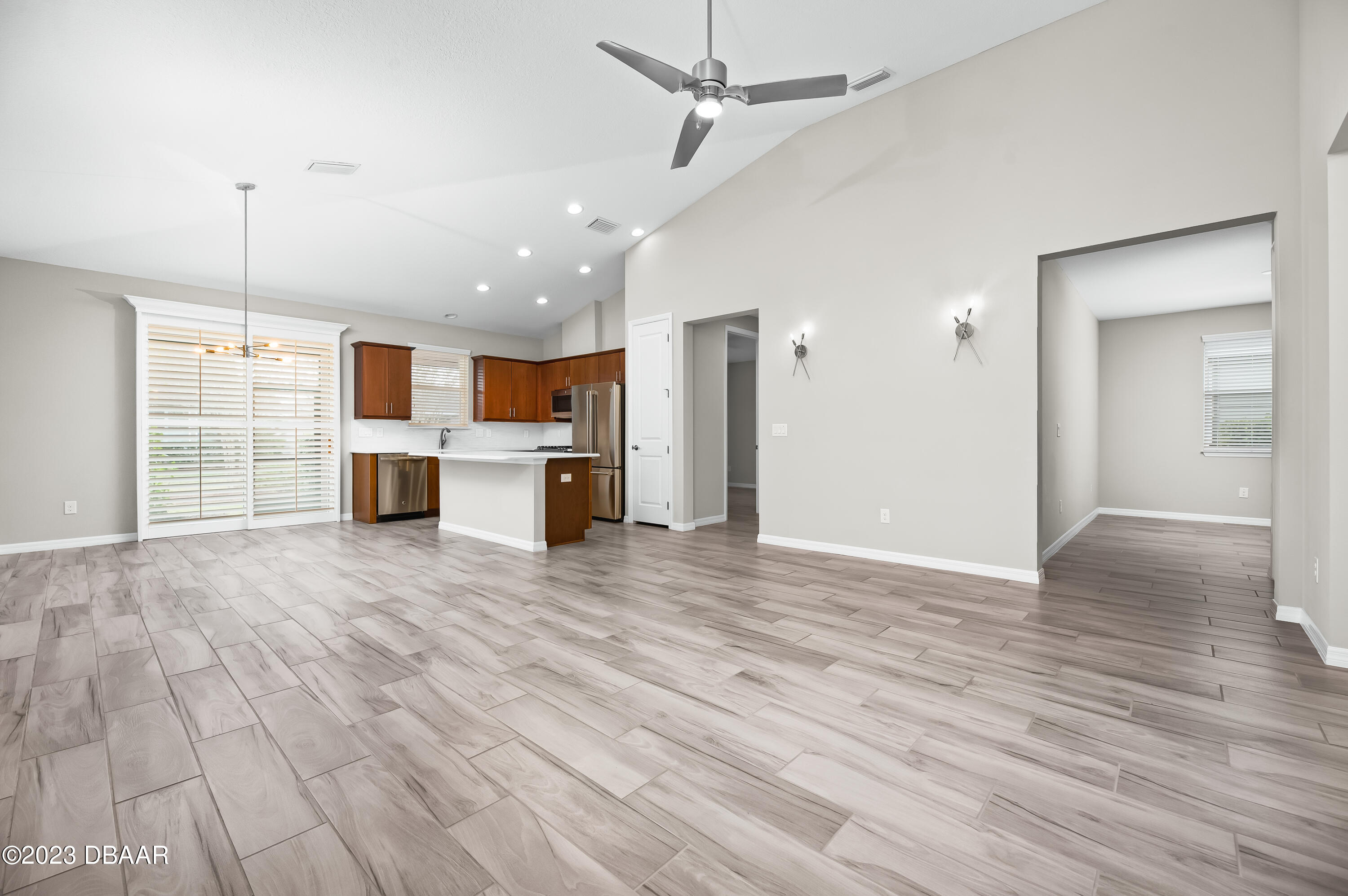 5624 Northwest 37 Lane Road Ocala, FL 34482 - Photo 7 of 79 6.0