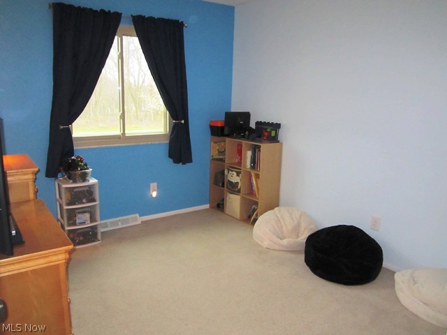 3071 Reeves Road Willoughby, OH 44094 - Photo 10 of 15 Bedroom 3 with neutral carpet.