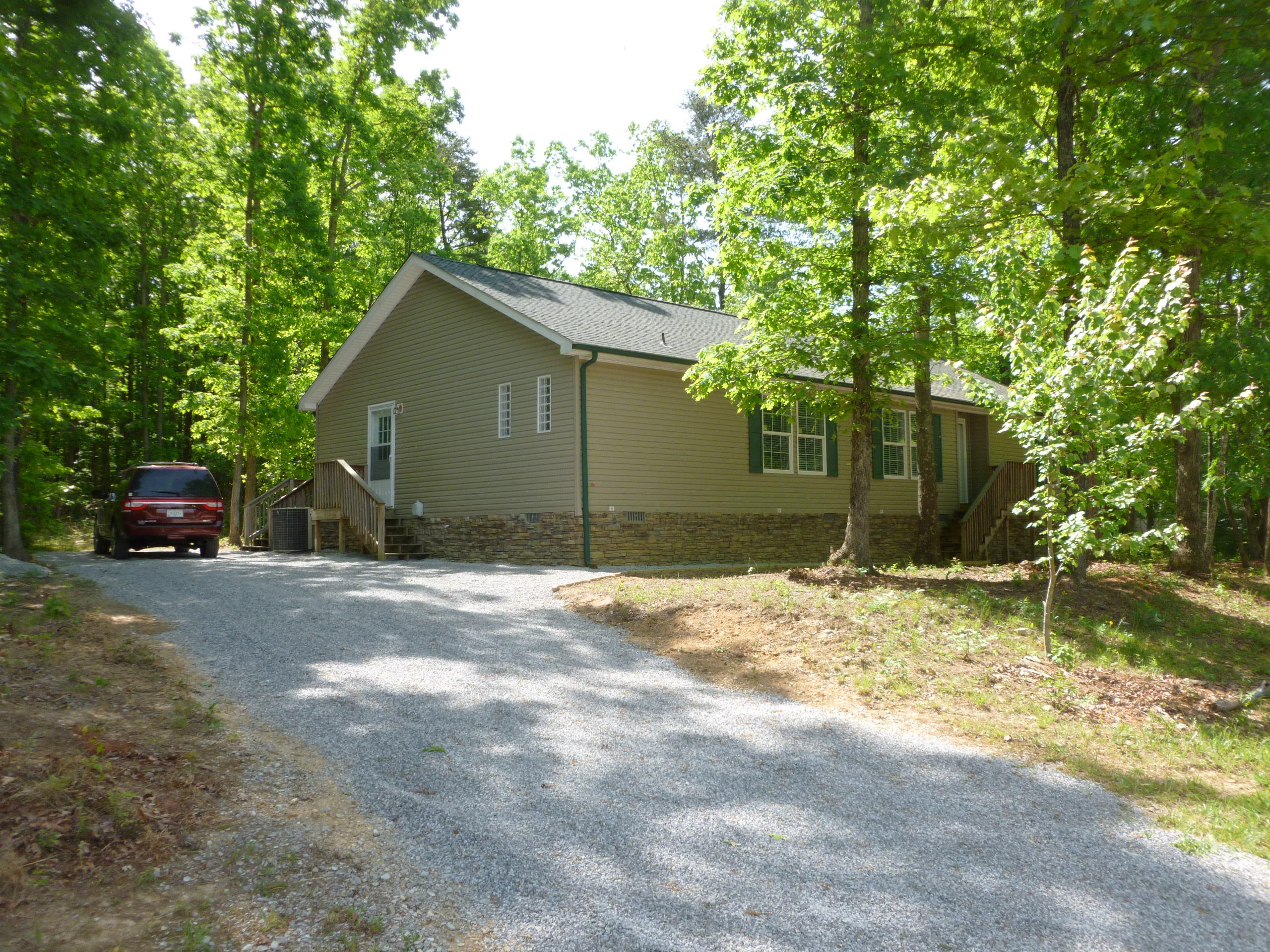 9626 Miller Country Road Soddy Daisy, TN 37379 - Photo 3 of 35 P1020604