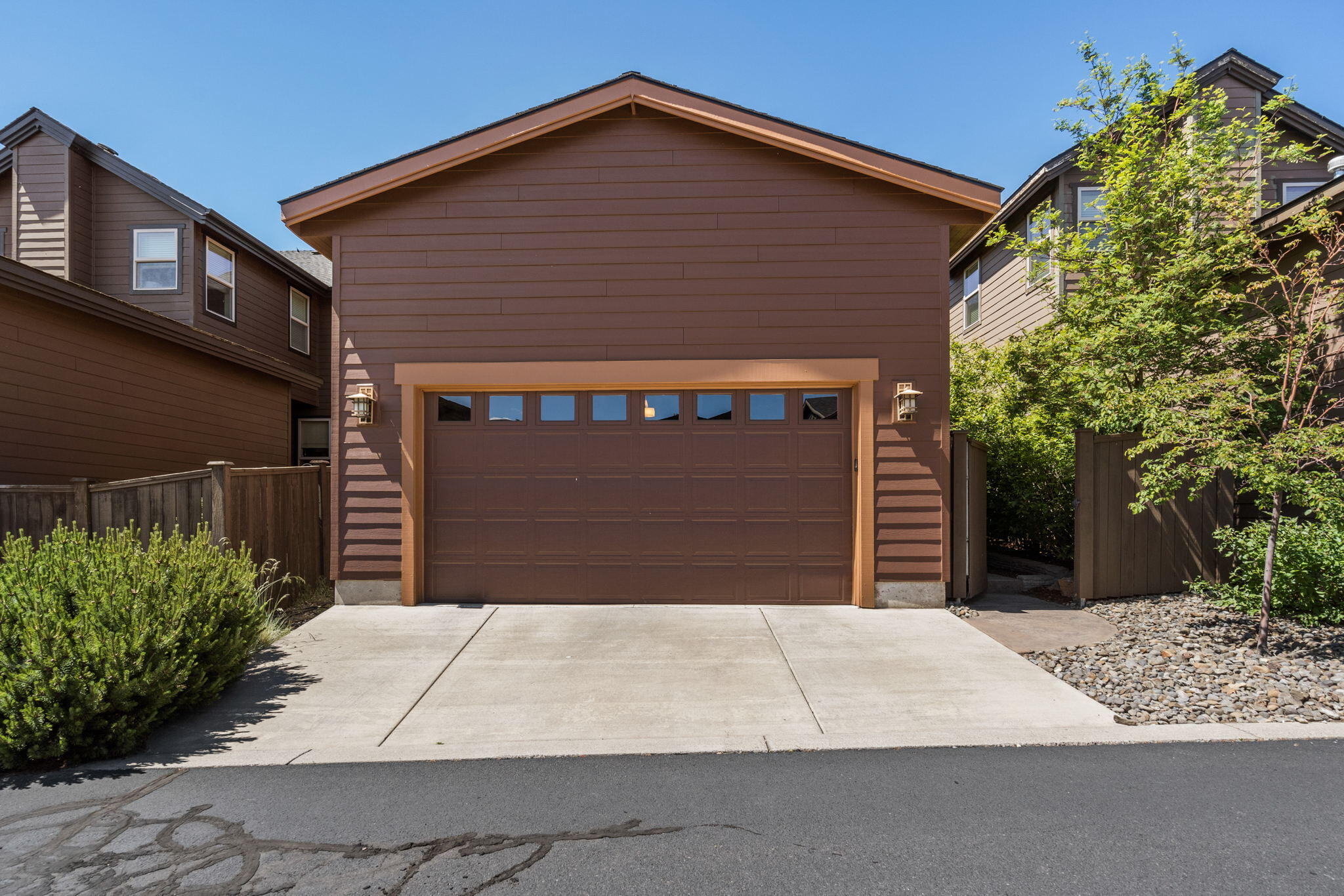 19657 Aspen Ridge Drive Bend, OR 97702 - Photo 26 of 31 2022_06_14_19657_aspen_ridge_dr-69