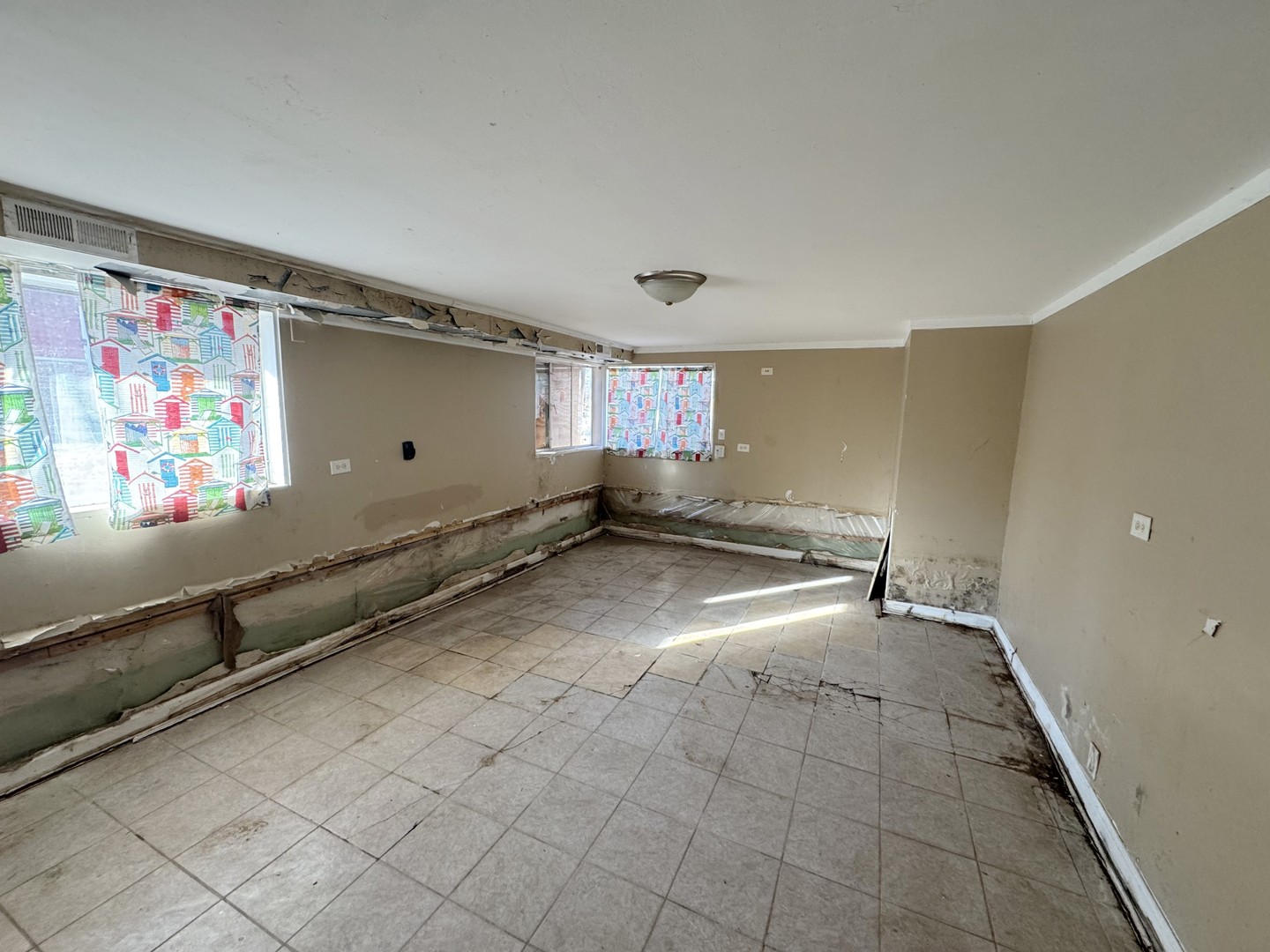 306 Winnebago Street Park Forest, IL 60466 - Photo 10 of 13