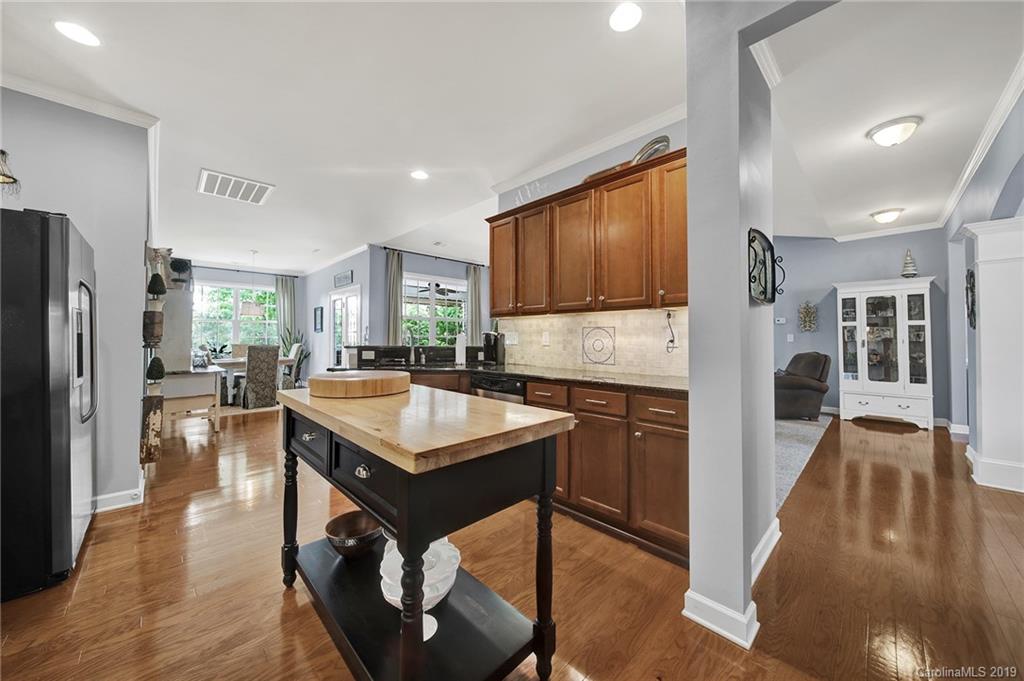 5084 Gladiola Way Tega Cay, SC 29708 - Photo 14 of 31 Gallery Image 14
