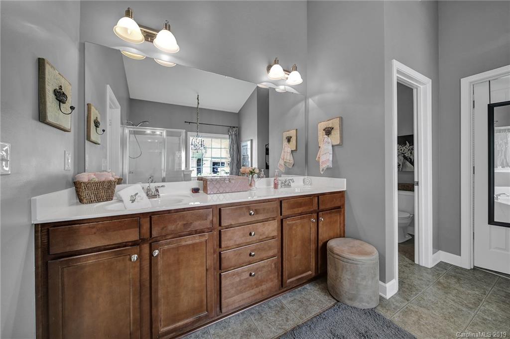 5084 Gladiola Way Tega Cay, SC 29708 - Photo 22 of 31 Gallery Image 22
