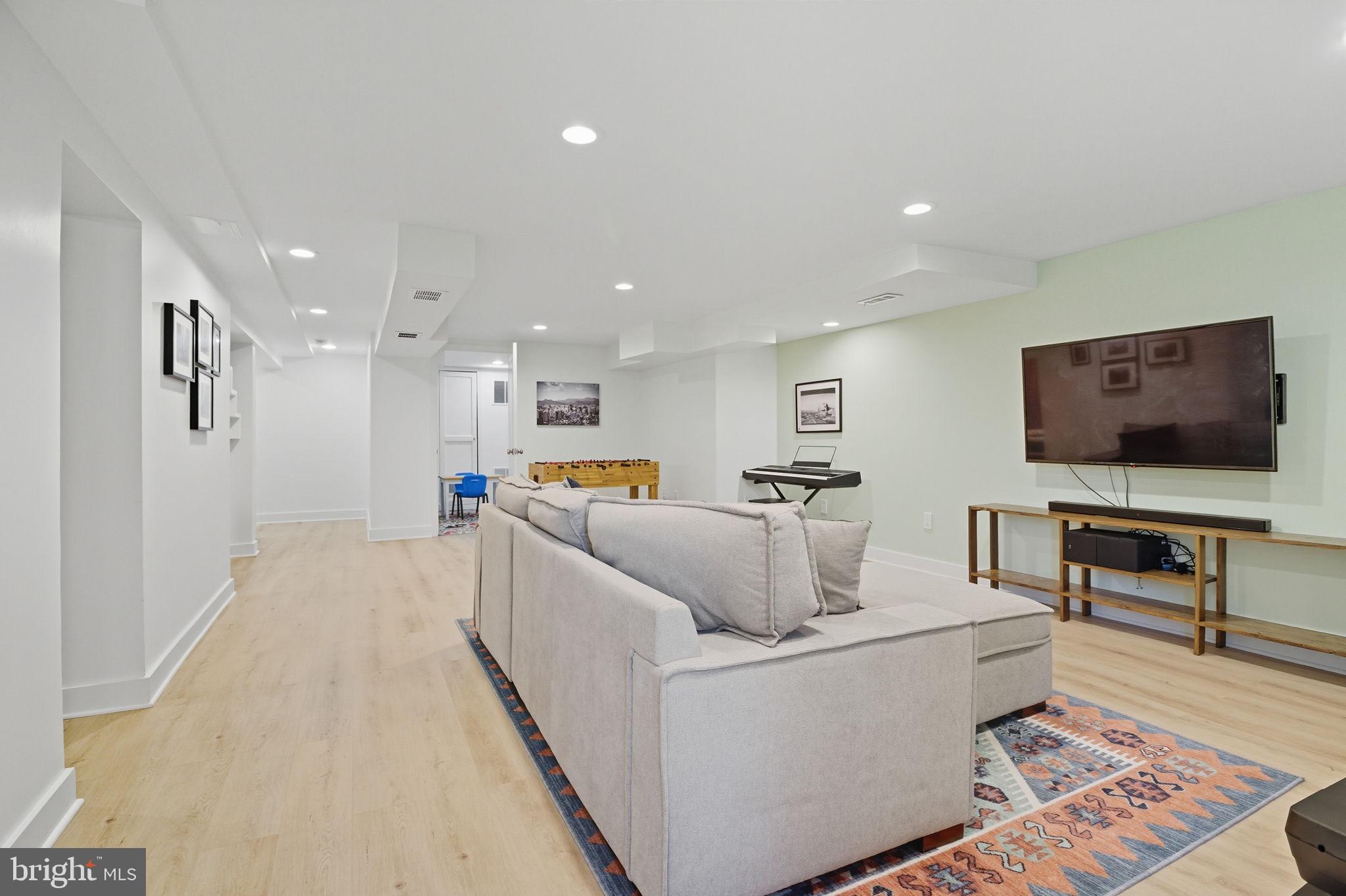 10132 Dallas Avenue Silver Spring, MD 20901 - Photo 14 of 27