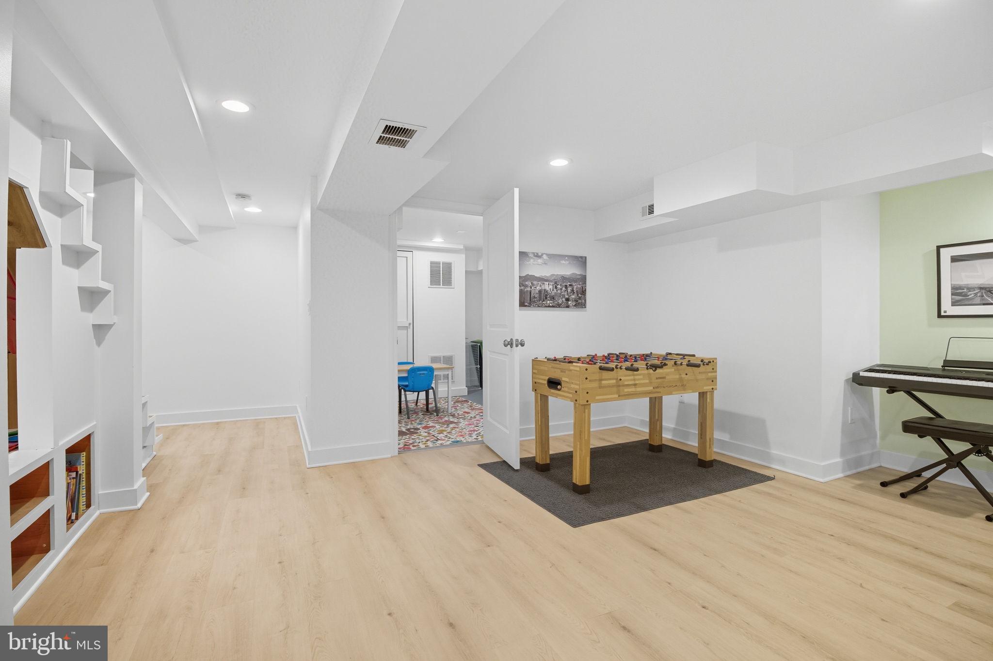 10132 Dallas Avenue Silver Spring, MD 20901 - Photo 17 of 27