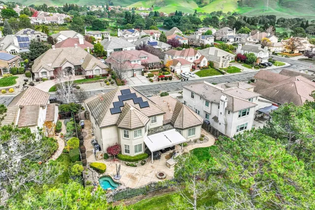 $1,325,000 | 3259 Congressional Circle, Fairfield, CA 94534