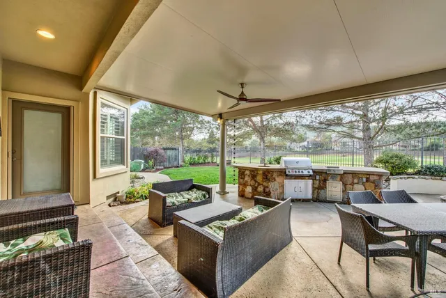 $1,325,000 | 3259 Congressional Circle, Fairfield, CA 94534