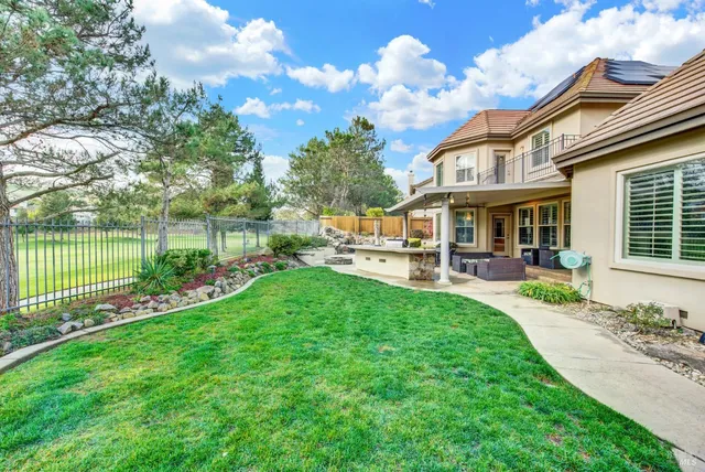 $1,325,000 | 3259 Congressional Circle, Fairfield, CA 94534