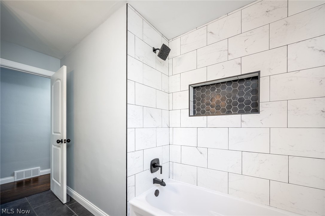 3934 Ridge Road Cortland, OH 44410 - Photo 19 of 35 Gallery Image 19
