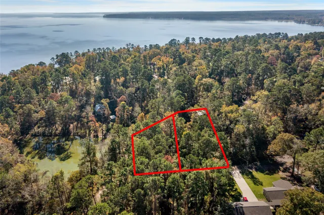 a view of a outdoor space