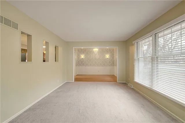 $368,900 | 2600 Magnolia Avenue, Liberty, MO 64068