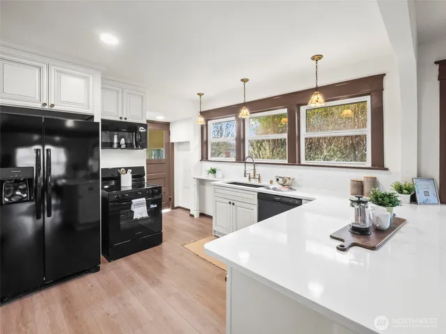 $449,000 | 504 Dupont Avenue, DuPont, WA 98327