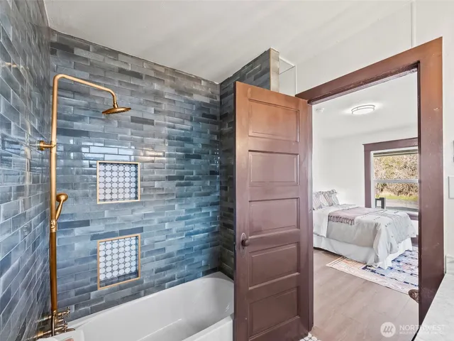 $449,000 | 504 Dupont Avenue, DuPont, WA 98327