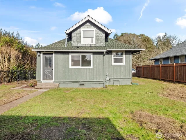 $449,000 | 504 Dupont Avenue, DuPont, WA 98327