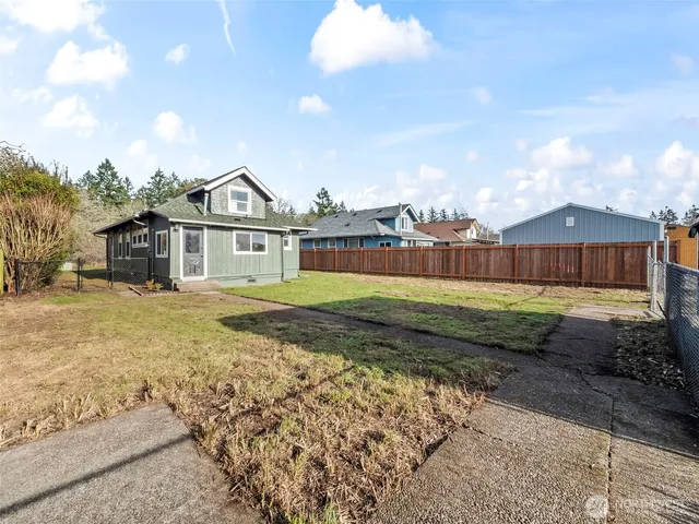 $449,000 | 504 Dupont Avenue, DuPont, WA 98327