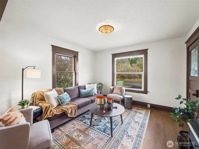 $449,000 | 504 Dupont Avenue, DuPont, WA 98327