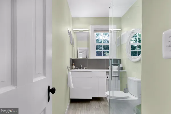 $1,035,000 | 2710 South Joyce Street, Arlington, VA 22202