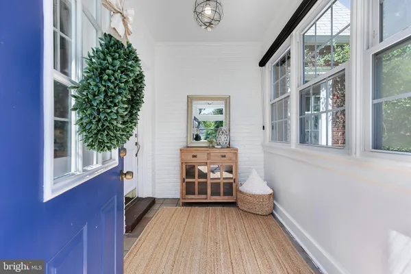 $1,035,000 | 2710 South Joyce Street, Arlington, VA 22202