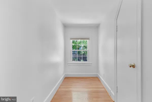 $1,035,000 | 2710 South Joyce Street, Arlington, VA 22202