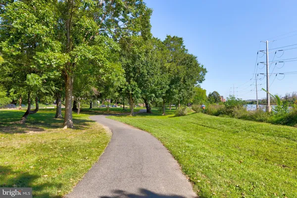 $1,035,000 | 2710 South Joyce Street, Arlington, VA 22202