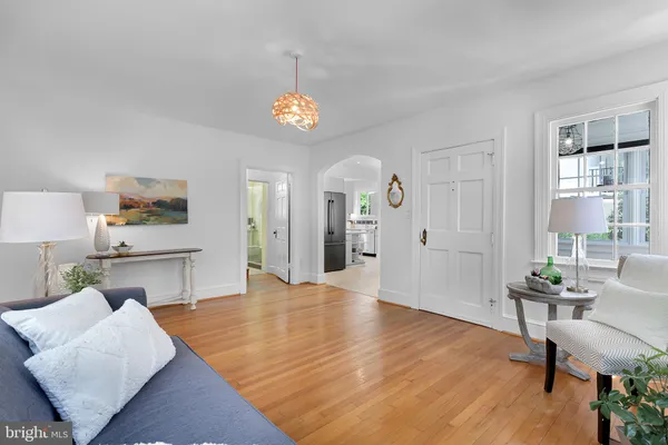 $1,035,000 | 2710 South Joyce Street, Arlington, VA 22202