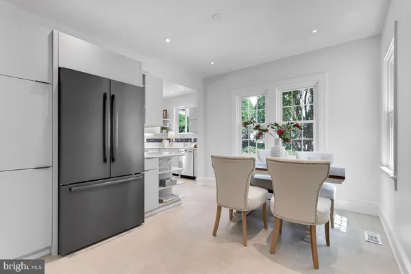 $1,035,000 | 2710 South Joyce Street, Arlington, VA 22202