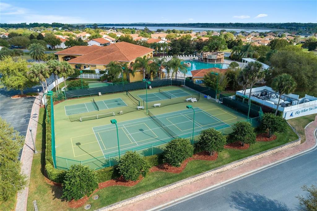 5427 Compass Point, Unit 1 Oxford, FL 34484 - Photo 46 of 51 an aerial view of a house with a garden