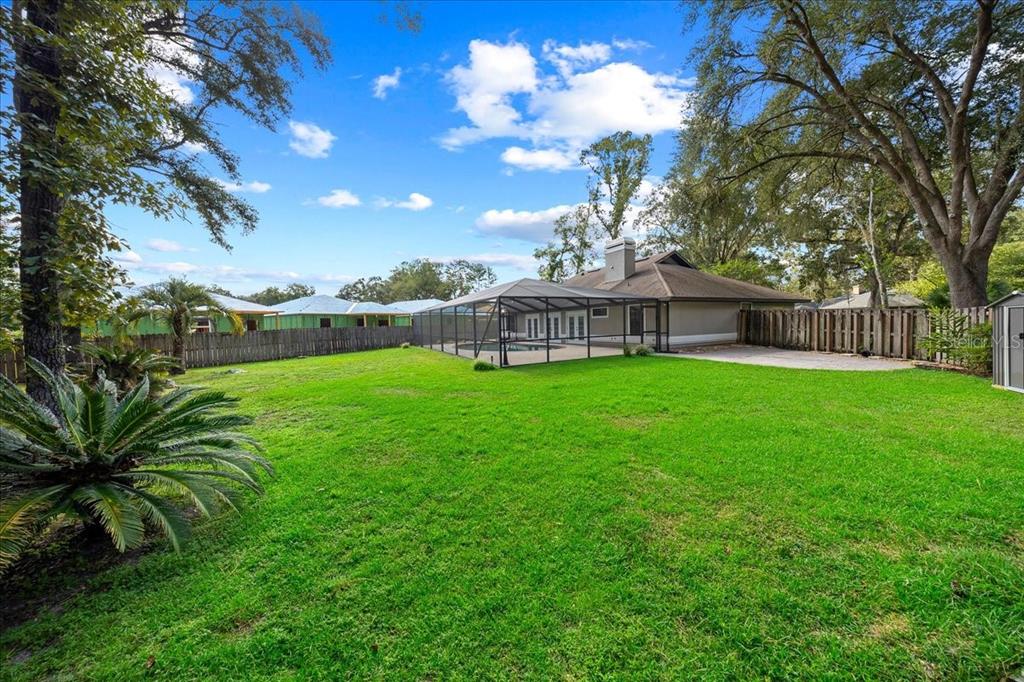 915 Southwest 82 Terrace Gainesville, FL 32607 - Photo 32 of 39 Gallery Image 32