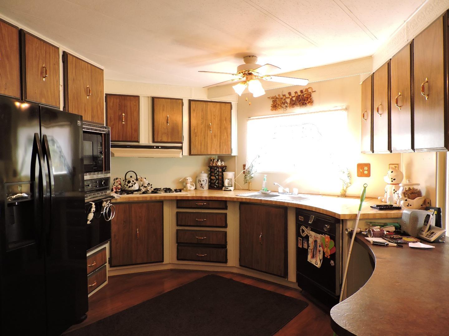 6825 Paradise Road Salinas, CA 93907 - Photo 4 of 12 Gallery Image 4