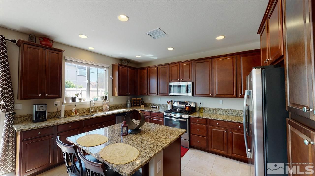10813 Walnut Ridge Drive Reno, NV 89521 - Photo 9 of 40 Photo 9