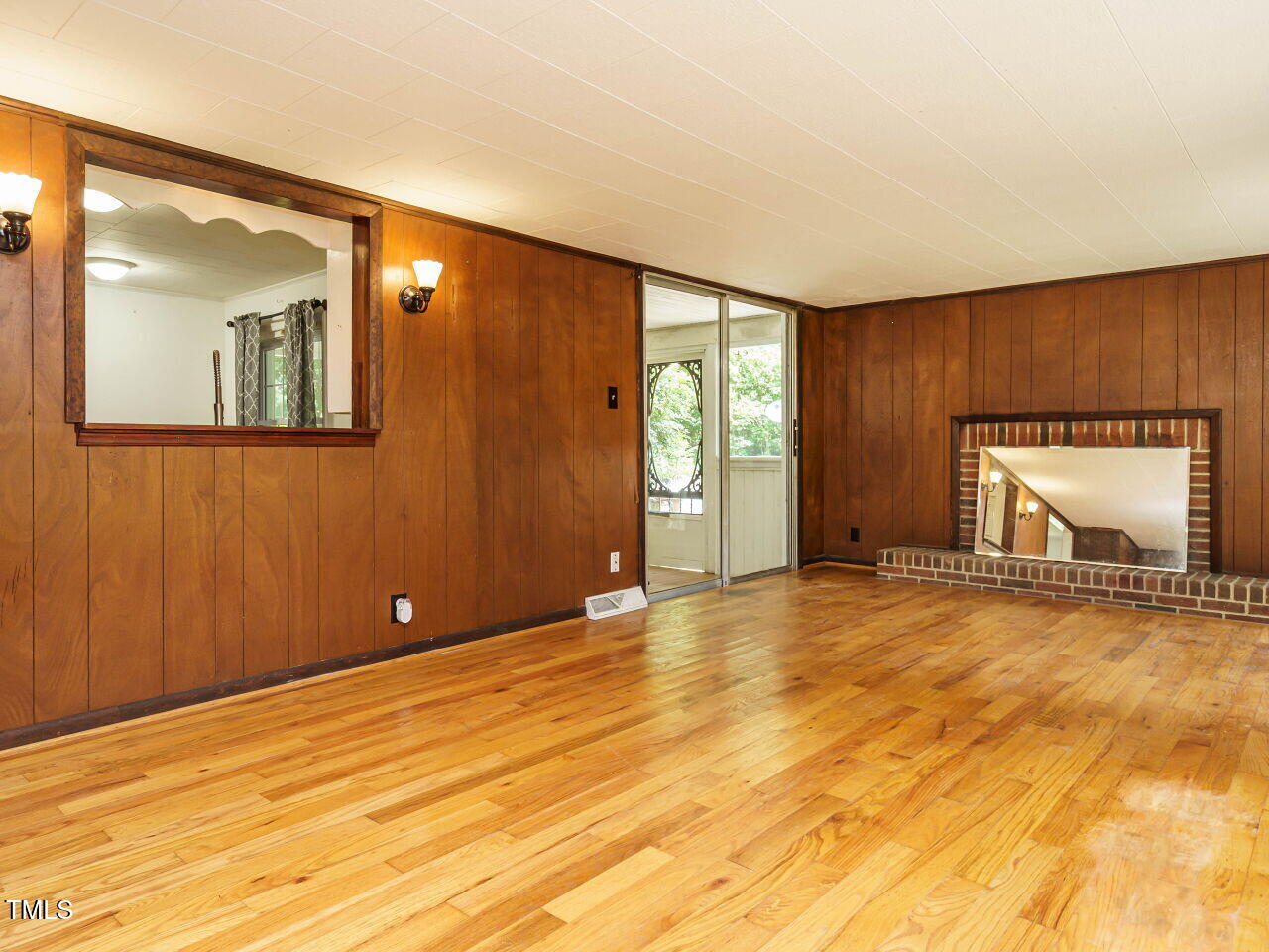 1191 Old Sanford Road Moncure, NC 27559 - Photo 13 of 32 010-1280x960-family-room