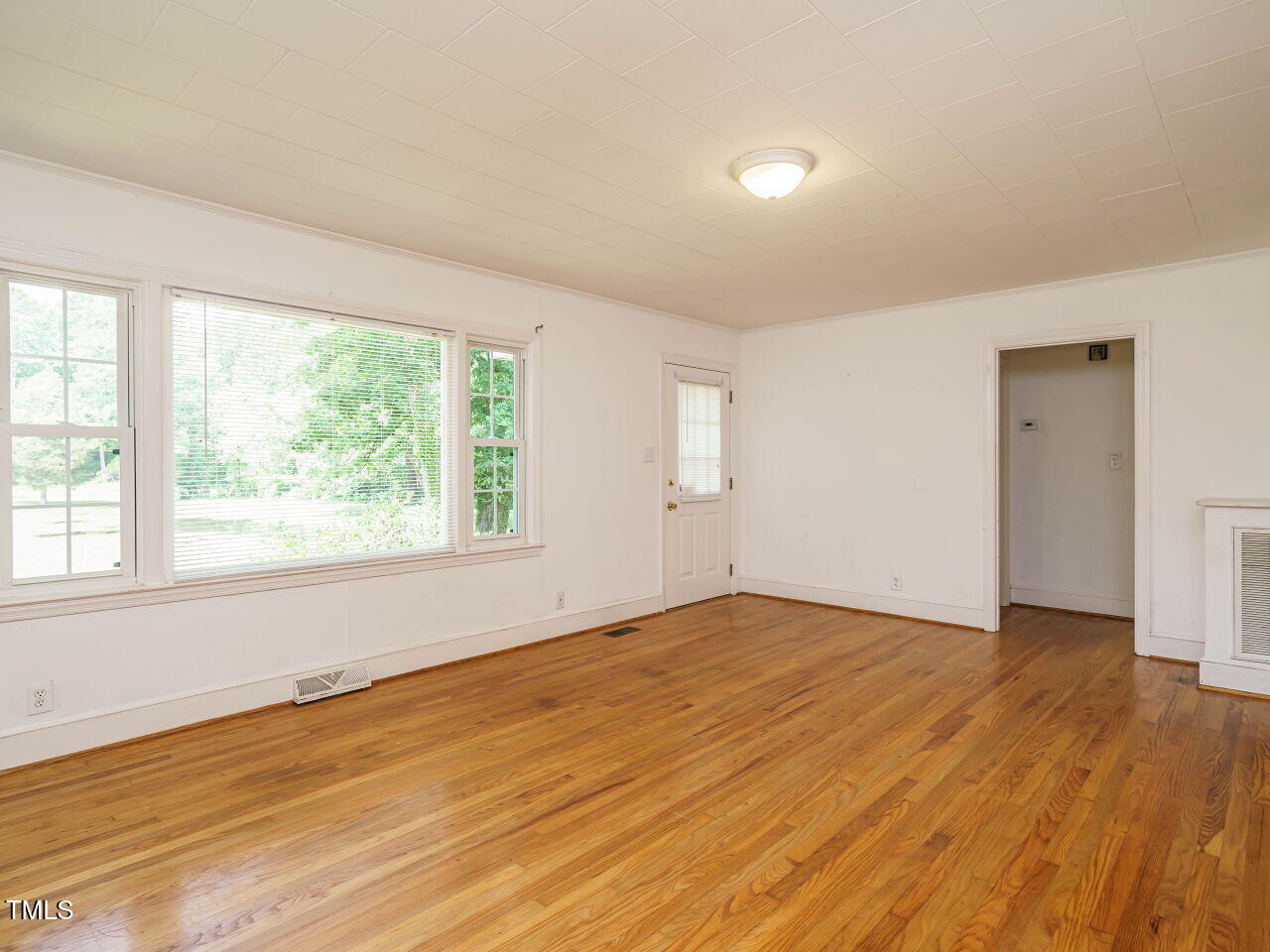 1191 Old Sanford Road Moncure, NC 27559 - Photo 7 of 32 004-1280x960-living-room
